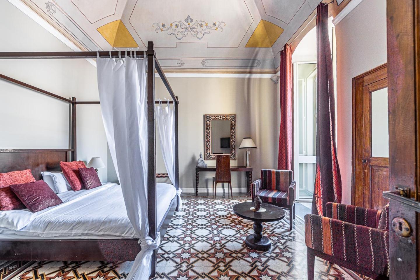 Vittorio'S Luxury Bed & Breakfast Bari Exterior photo